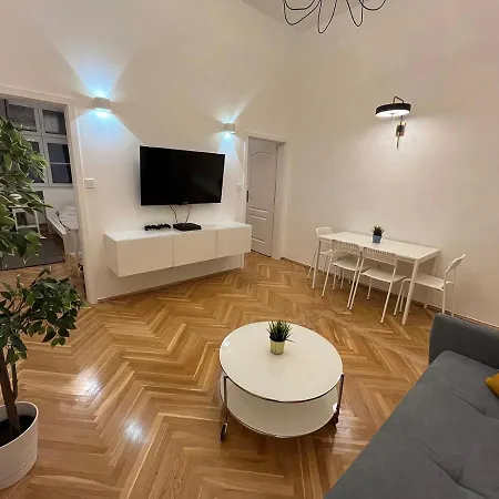 Big Apart Market Square - Rynek 46 - 4 Rooms!!! - View 아파트